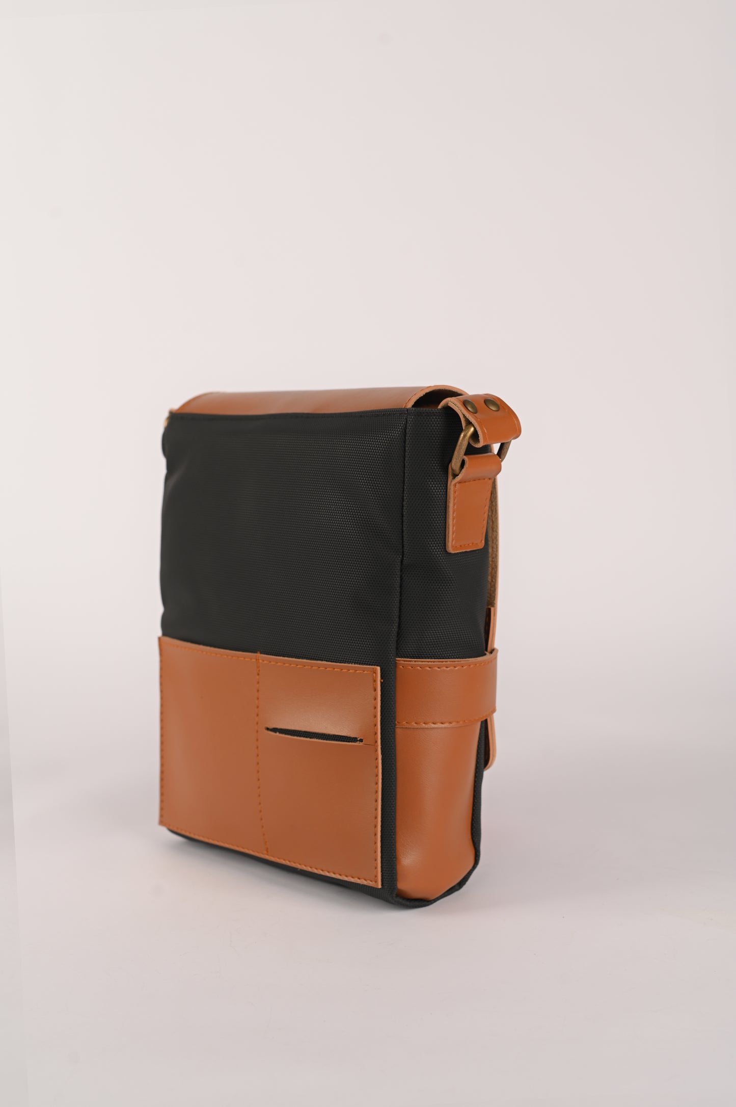 Cherm Messenger - Mustard and Black - Limited Edition