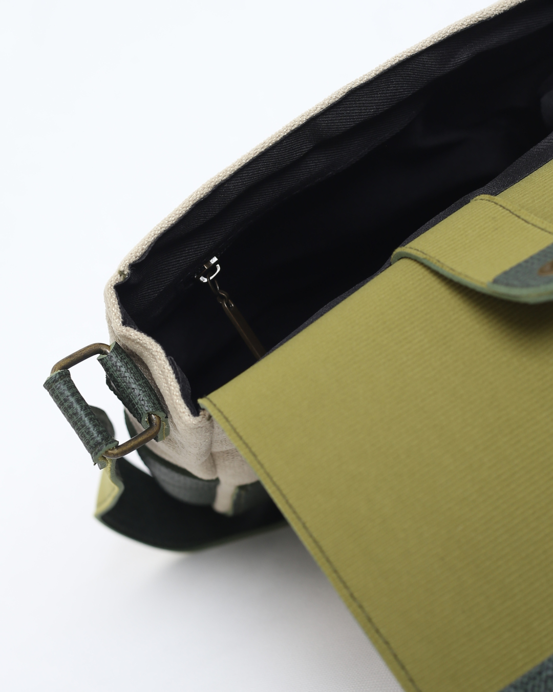 Green & Beige  Messenger Bag | Crossbody Bag
