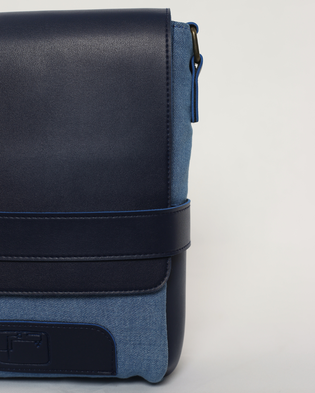 Denim & Dark Blue Cherm Messenger