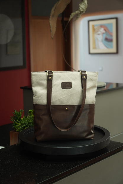 Tote-ally Cherm - Brown and Beige