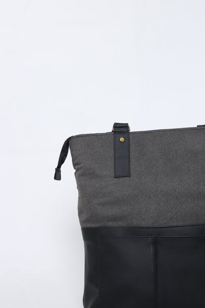 Tote-ally Cherm - Black & Grey