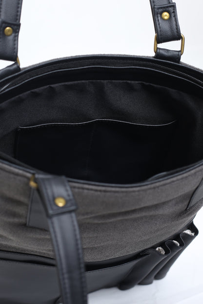 Tote-ally Cherm - Black & Grey